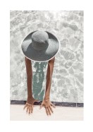 Woman In Sun Hat In The Pool | Crie seu próprio pôster